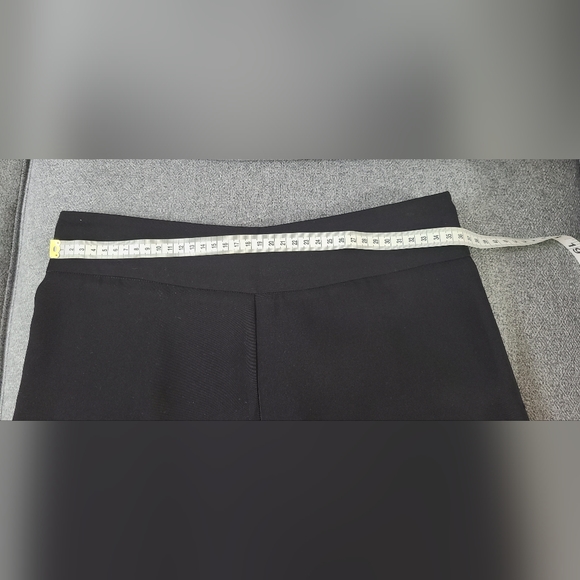 Capris Black Pants Size 38 NWT - Picture 3 of 10